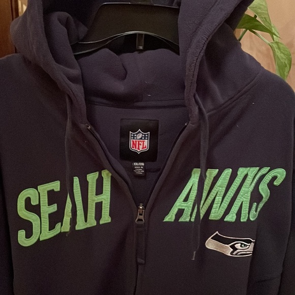 SeaHawks hooded Zip Up Jacket - Picture 3 of 4